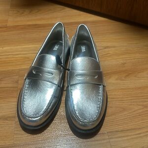 Sliver loafers